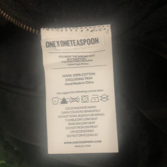 One teaspoon overnight bag - Picture 5 of 6